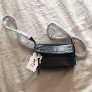 NWT HOBO crossbody style “Singer”